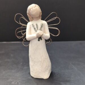 Willow Tree Angel of Remembrance 2001 Figurine By Susan Lordi.